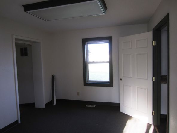 5135 S Campbell Ave, Springfield, MO 65810